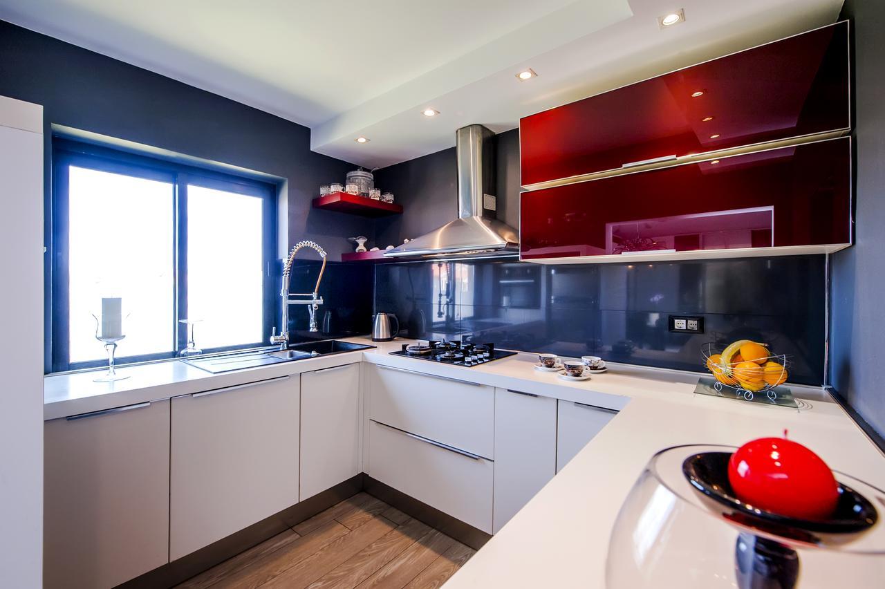 Cerin Apartment 로비니 외부 사진