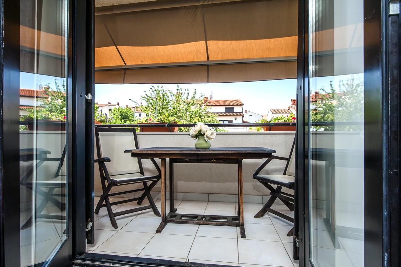 Cerin Apartment 로비니 외부 사진