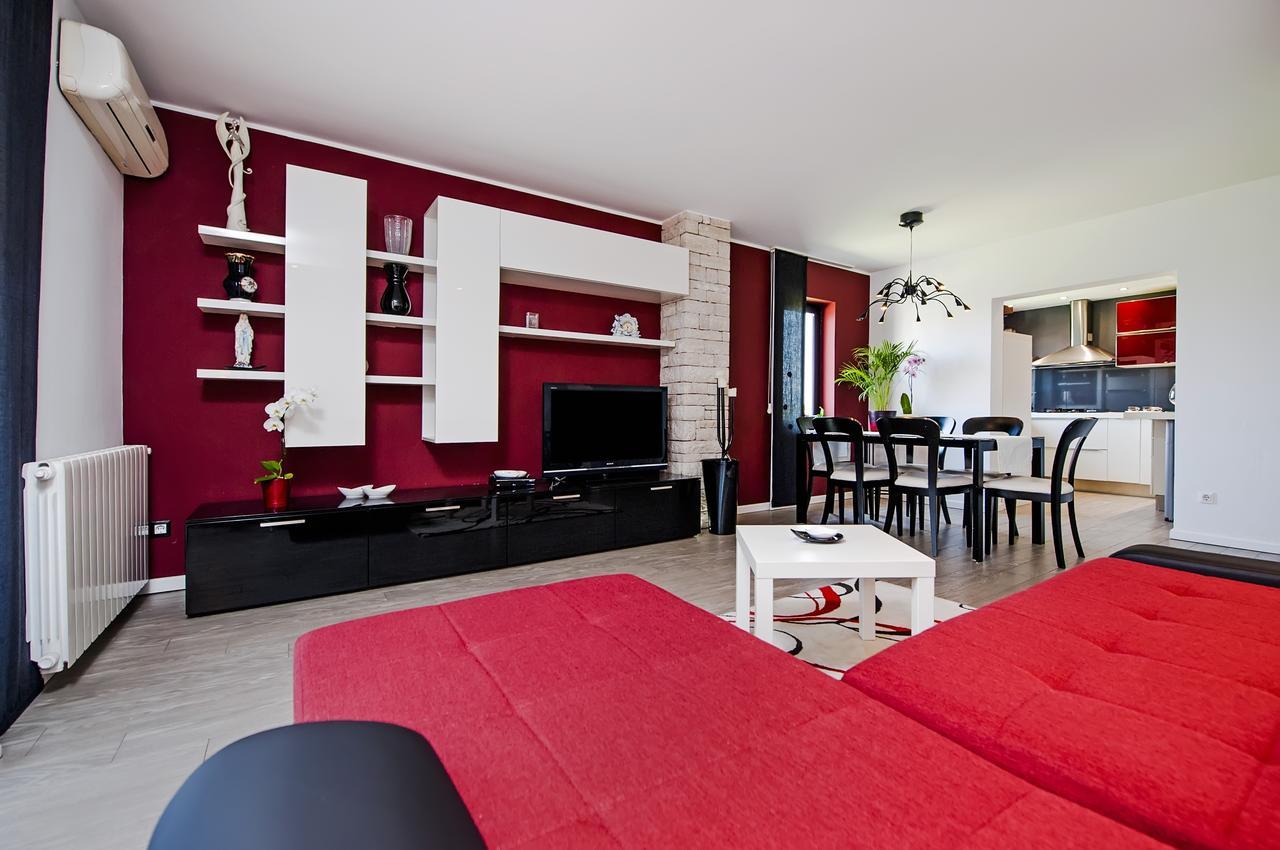 Cerin Apartment 로비니 외부 사진