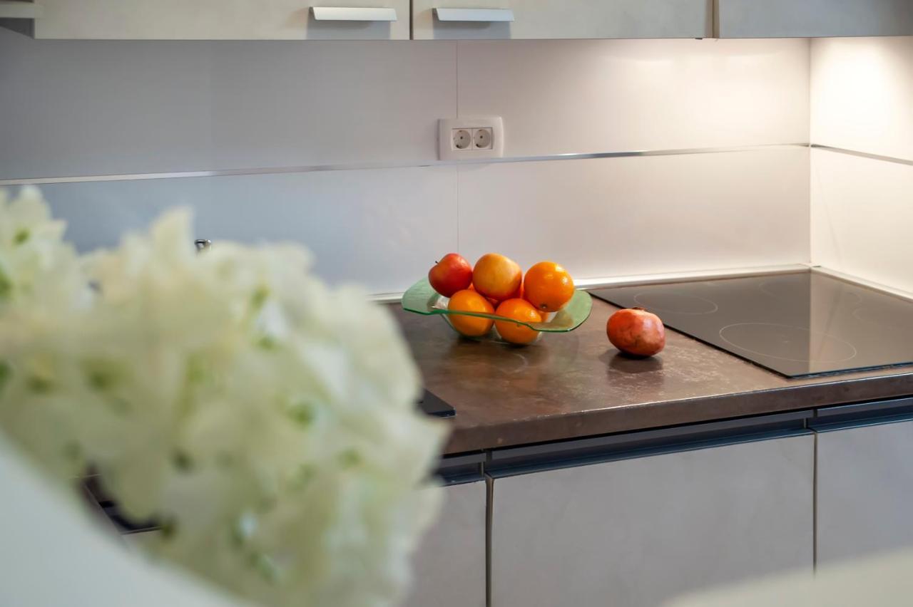 Cerin Apartment 로비니 외부 사진